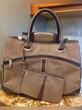 TUMI Executive Travel Commuter Bag w/original removable TUMI accessory pouch